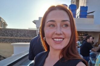 Tired of £6 pints and burnout, one ex-pat found joy in Malaga with £1.50 beers, sun-soaked evenings, and a slower pace that helped her become her best self abroad.